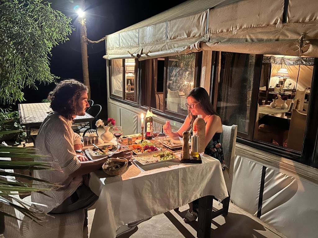 Merzouga luxury sahara camp Exterior foto