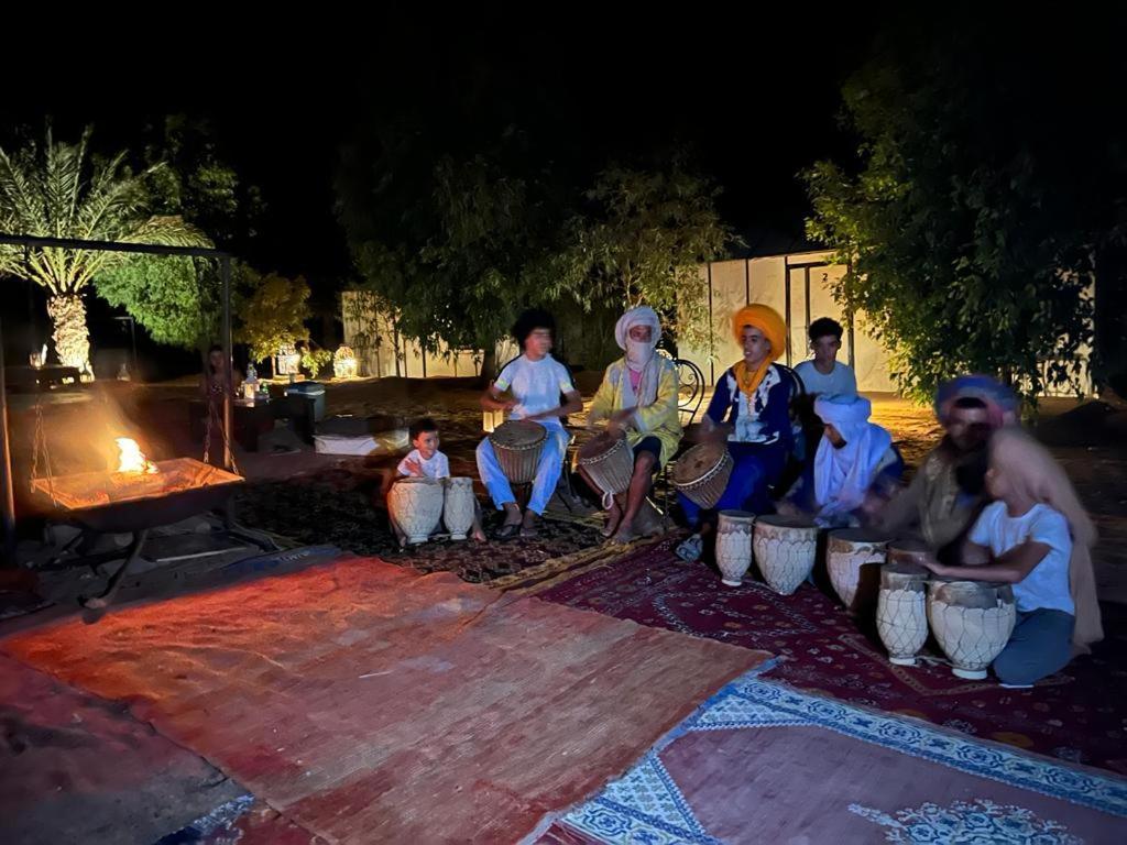 Merzouga luxury sahara camp Exterior foto