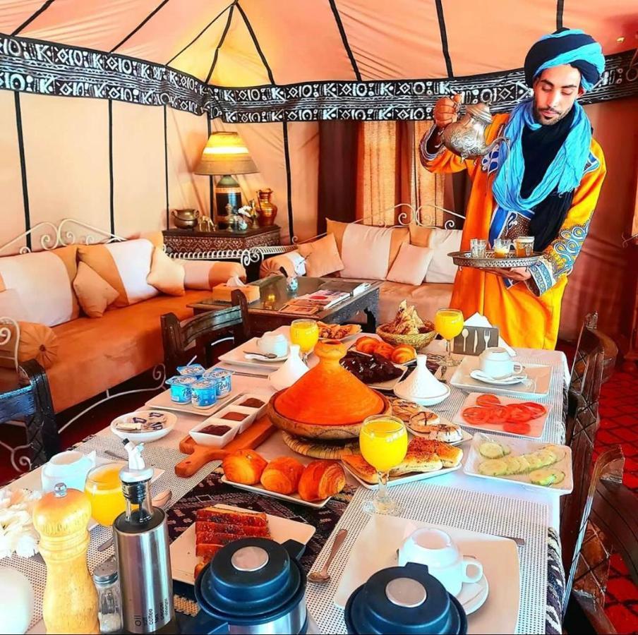 Merzouga luxury sahara camp Exterior foto