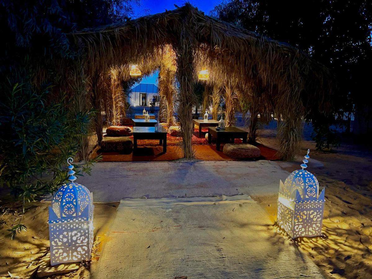 Merzouga luxury sahara camp Exterior foto