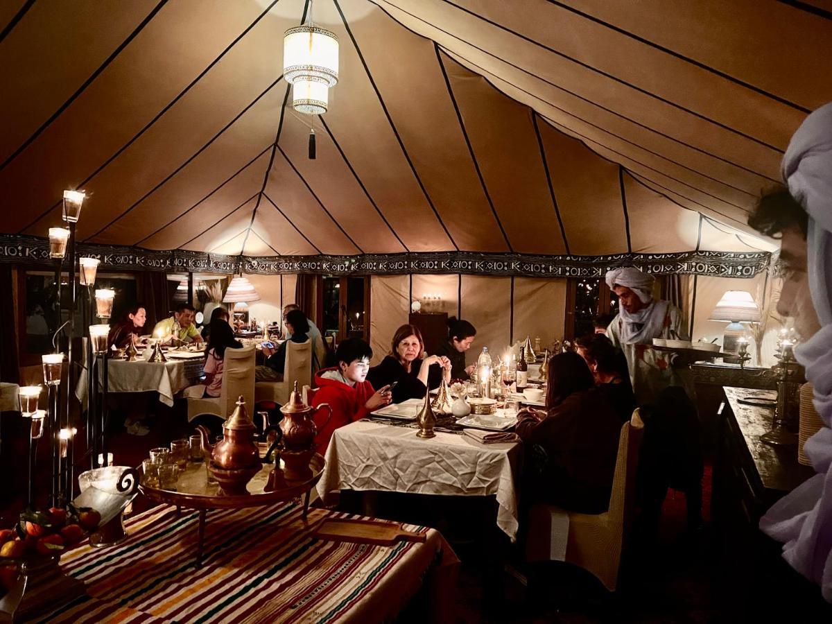 Merzouga luxury sahara camp Exterior foto